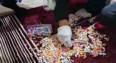 Polisten 8 adrese eş zamanlı operasyon: Vazolardan uyuşturucu çıktı