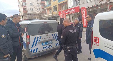 Polisten kaçan şahsın üzerinden ruhsatsız tabanca çıktı