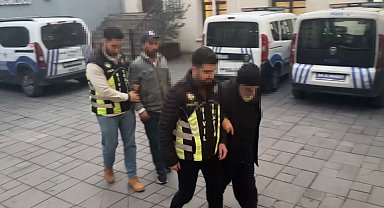 Polisten park ücreti isteyen değnekçiye suçüstü