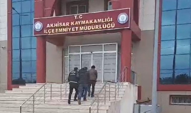 Polisten zehir tacirlerine darbe: 2 tutuklama