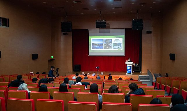 "Bir Eve Dönüş Hikayesi" konferansı düzenlendi