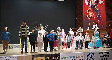 "Bir varmış, bir yokmuş" tiyatro oyunu özel çocuklarla sahnelendi