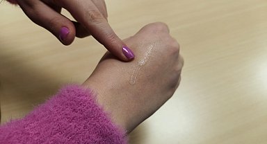 "Cildi nemlendirmek için doğru ürünleri seçin"