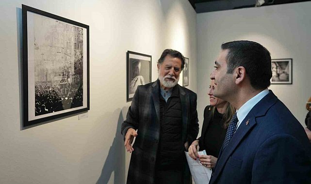 "Denizin Kıyıları" isimli fotoğraf sergisi Beyoğlu'nda sanatseverlere kapılarını açtı