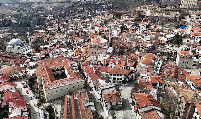 "Korumanın başkenti" Safranbolu'daki asırlık camiler Ramazan ayını bekliyor