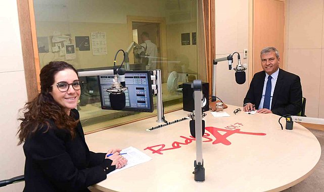 Rektör Adıgüzel, Dünya Radyo Günü'nde Radyo A'ya konuk oldu