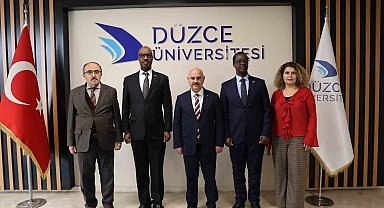 Ruanda Büyükelçisi Düzce Üniversitesi'nde