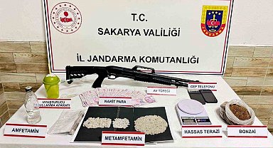 Sakarya'da uyuşturucu operasyonları: 3 tutuklama