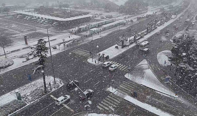 Samsun'da kara kış: 141 grup yolu ulaşıma kapandı