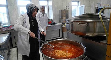 Samsun'daki liseden her gün 300 öğrencisine ücretsiz yemek