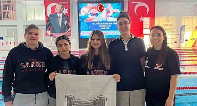 SANKO Okulları Yüzme Takımı bölge şampiyonu oldu