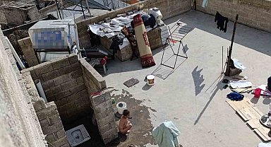 Şanlıurfa'da baba ve üvey anne dehşeti: Soğuk su döküp hortumla dövdüler