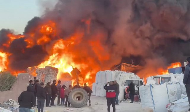 Şanlıurfa'da geri dönüşüm tesisinde yangın