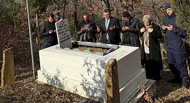 Şaphane'de şehit asker Ergin, mezarı başında anıldı