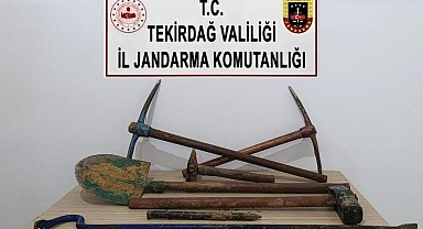 Saray'da kaçak kazı yapan 6 kişi suçüstü yakalandı