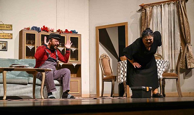 Şehir Tiyatrosu, emeklilerle buluştu