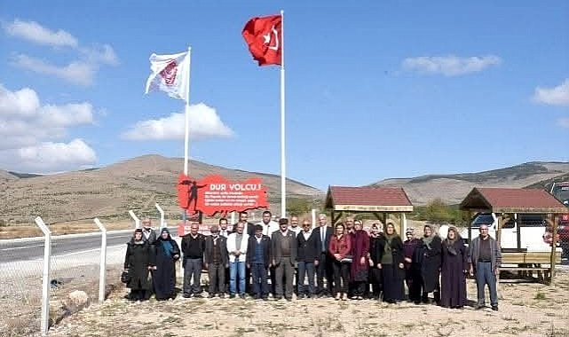 Şehitler Hatıra Ormanında kuruyan ağaçlar yenilendi