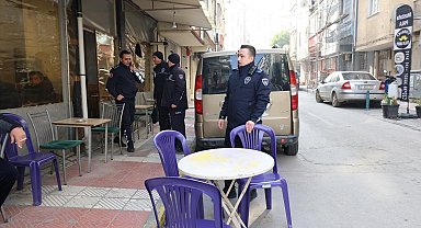 Şehzadeler Zabıtasından kaldırım işgaline sıkı denetim