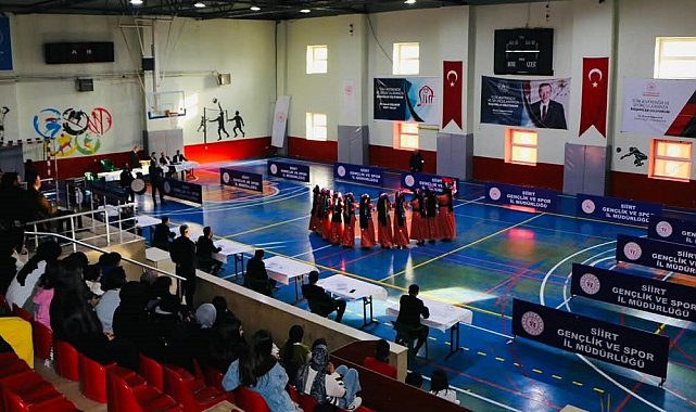 Siirt'te halk oyunları yarışması düzenlendi
