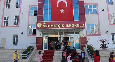 Siirt'te öğrenciler sanat dolu duvarlar arasında eğitim görüyor