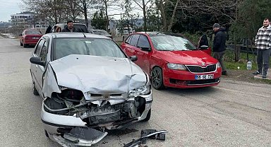 Sıklıkla kazaların olduğu caddede yine kaza: 1 yaralı