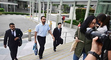 Singapur'da muhalefet lideri parlamentoya yalan söylemekten suçlu bulundu