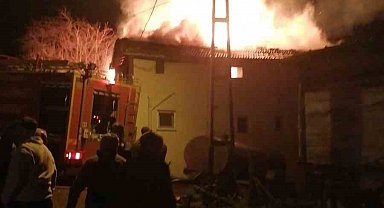 Sinop'ta ev yangını