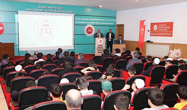 Sivas'ta ara tatil gençlik kampı sona erdi