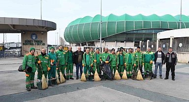 Stadyumun temizliğine Osmangazi desteği