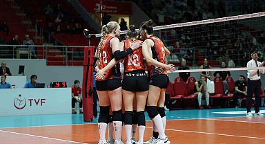 Sultanlar Ligi: Eczacıbaşı Dynavit: 0 - Türk Hava Yolları: 3