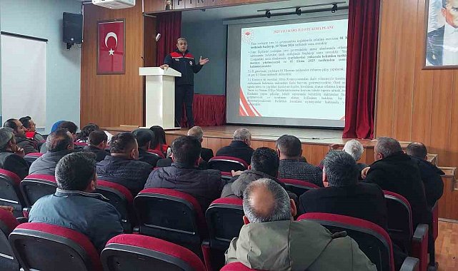 Susuz'da mera kanunu ve ıslah projeleri bilgilendirme toplantısı yapıldı