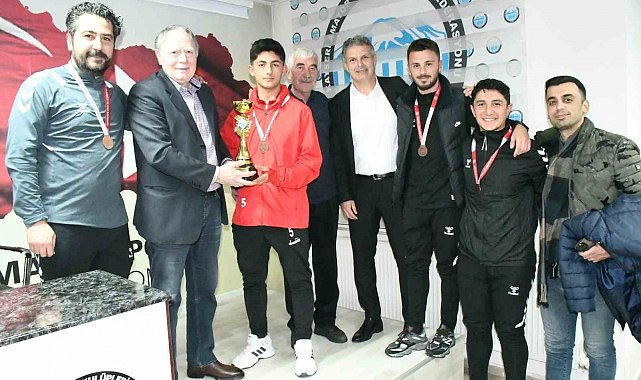 Talas Belediyespor başarıya doymuyor