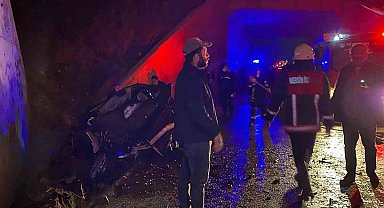 Tarsus'ta havaalanı yolunda kaza: 2 yaralı