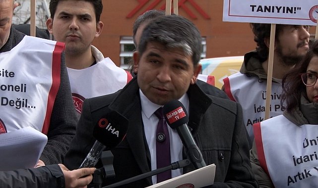 Tayin hakkı isteyen üniversite idari çalışanlarından YÖK önünde eylem