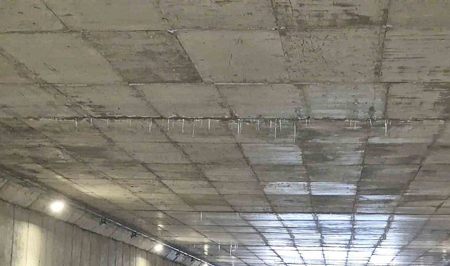 Tekirdağ'da alt geçitte buz sarkıtları oluştu