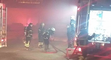 Tekirdağ'da kereste fabrikasında korkutan yangın