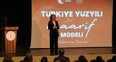 Tekirdağ'da "Türkiye Yüzyılı Maarif Modeli Ebeveyn Okulu"na yoğun ilgi