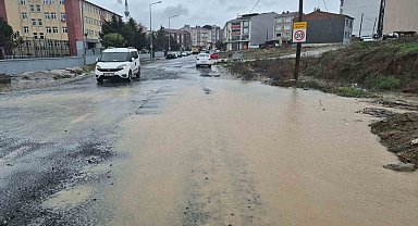 Tekirdağ'da sağanak sonrası bazı yollar suyla kaplandı