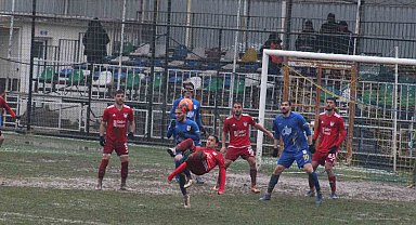 TFF 2. Lig: Belediye Derincespor: 1 - Arnavutköy Belediyesi: 1