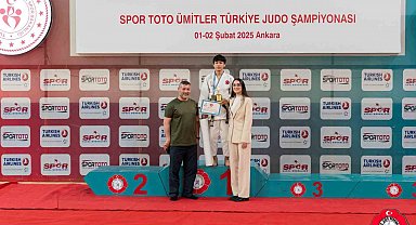 Trabzonlu sporcu şampiyon oldu