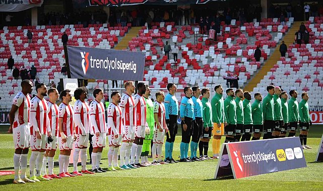 Trendyol Süper Lig: Sivasspor: 1 - Konyaspor: 1