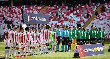 Trendyol Süper Lig: Sivasspor: 1 - Konyaspor: 1