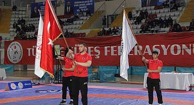Türkiye Güreş Şampiyonası'nın açılış seremonisi yapıldı