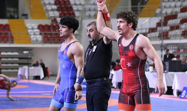 U23 Grekoromen Türkiye Güreş Şampiyonası devam ediyor