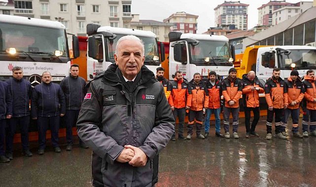 Ümraniye'de kışa geçit yok: Karla mücadele için ekipler teyakkuzda