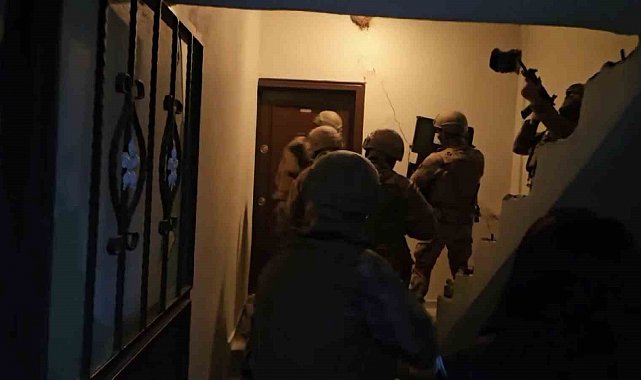 Uyuşturucu operasyonunda gözaltına alınan 11 şahıstan 7'si tutuklandı