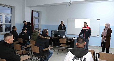 Üzümlü'de "Tehlikeli ve Çok Tehlikeli İşlerde Et ve Et Ürünleri İşlemeciliği" kursu açıldı