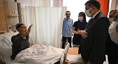 Vali Çiftçi, Şehir Hastanesi'nde hastaları ziyaret etti