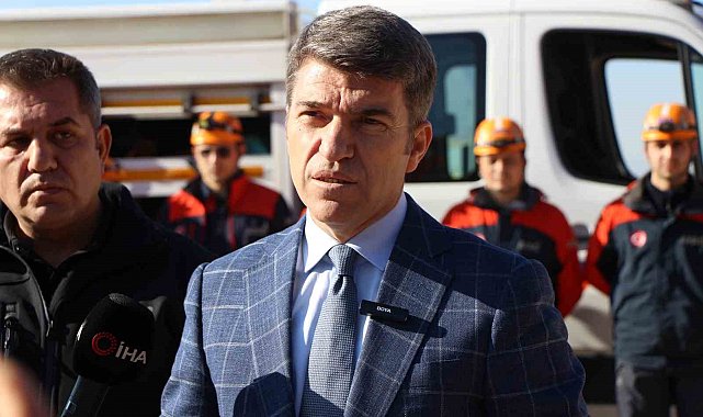 Vali Önder Bakan: "Milletimiz asrın felaketini karşı asrın birlikteliğini sergiledi"