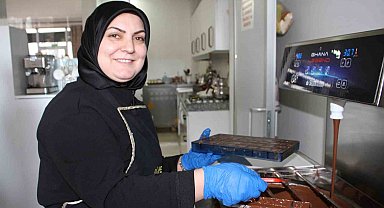 Van'da girişimci kadınlardan doğal çikolata üretimi